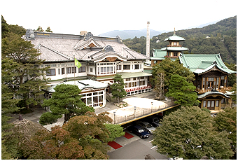 リゾートホテルの草わけとして明治11年に誕生した富士屋ホテル