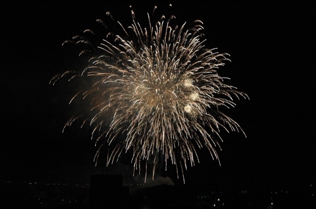 年10月 第43回浦添てだこまつり 花火大会 中止となりました 情報と近くのホテル 旅館 Biglobe旅行