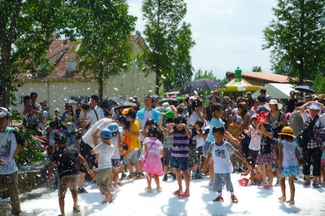 年06月 真夏の雪まつり情報と近くのホテル 旅館 Biglobe旅行