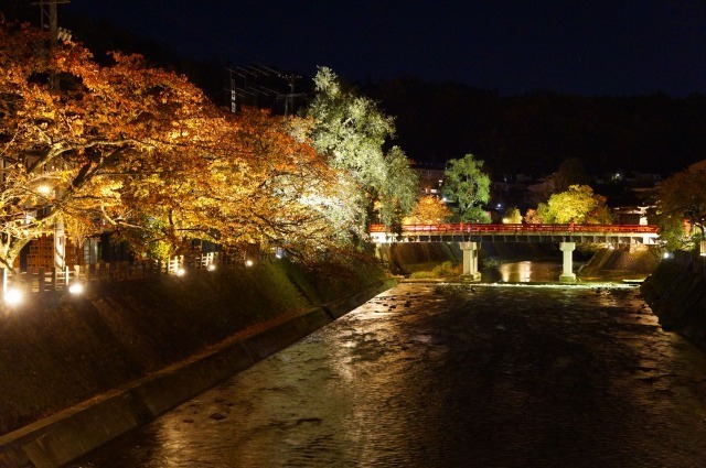 四十八滝温泉しぶきの湯 遊湯館 の日帰り施設 - BIGLOBE旅行