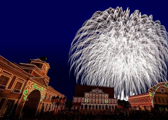 21年07月 志摩スペイン村 サマーフィエスタ情報と近くのホテル 旅館 Biglobe旅行