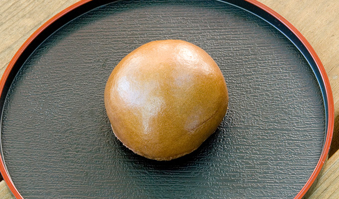丸井堂
十勝産の小豆を使ったあんともちもち感のある皮が特徴。
